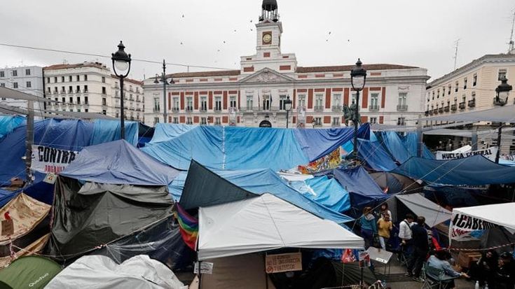 Spagna, il leader della protesta delle chiavi: “Giovani esclusi dal mercato abitativo”