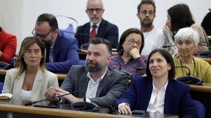 Nozze egualitarie, Schlein rilancia. Poi a Torino dialogo con Sanders
