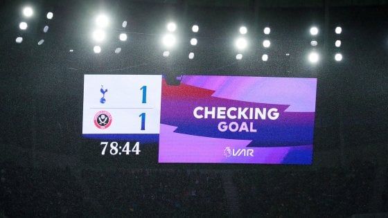 Premier League: svolta Var, più dettagli per i tifosi