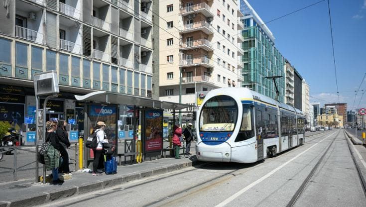 Napoli, ritorna il tram fino a Mergellina: da lunedì cantiere in via Acton