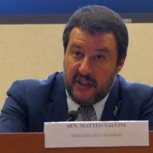 Viminale, tagli dell'accoglienza per i migranti da 35 a 20 euro a giorno