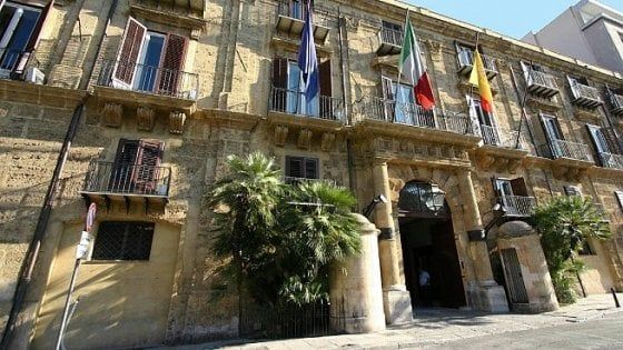 Giunta Crocetta: al via il piano rifiuti speciali e i fondi per i disabili
