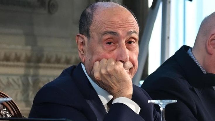 In Sicilia centrodestra travolto dalle inchieste per corruzione