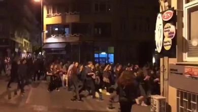 Turchia, la rivolta delle pentole: frastuono in strade e palazzi contro Erdogan per il voto annullato