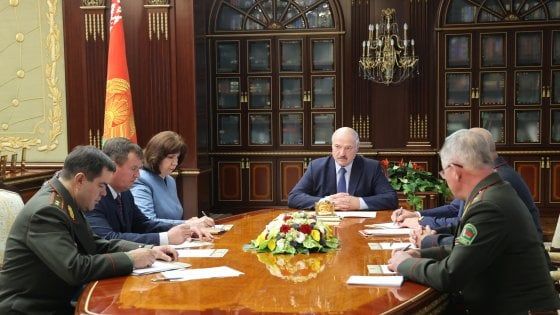 Bielorussia, arrestati 33 mercenari del Cremlino: "Volevano destabilizzare le presidenziali"