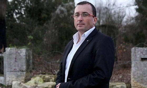 Francia, rifiuti 'selvaggi'? Il sindaco te li riporta a casa