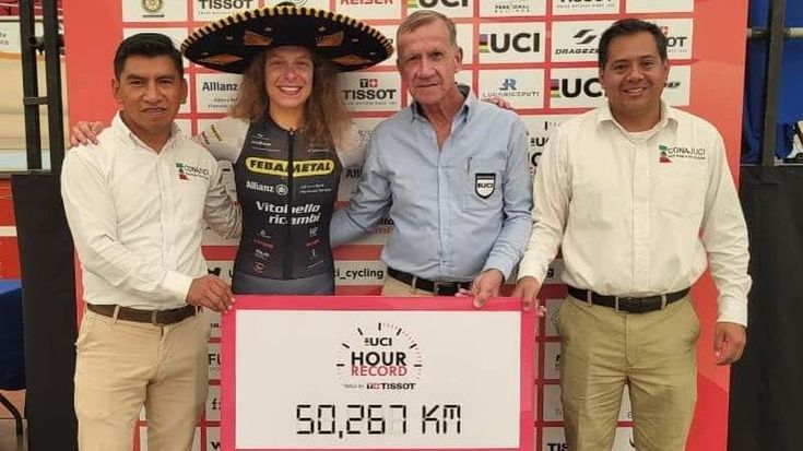 Vittoria Bussi nella storia del ciclismo: “Matematica e bici. Il mio record dell’ora senza avere un euro”