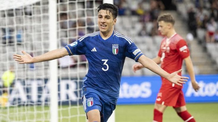Parisi, ore calde. La Fiorentina accelera, intesa a un passo