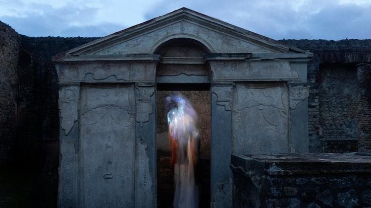 Golfo Mistico, gli scatti di Saulle nei siti spirituali di Napoli