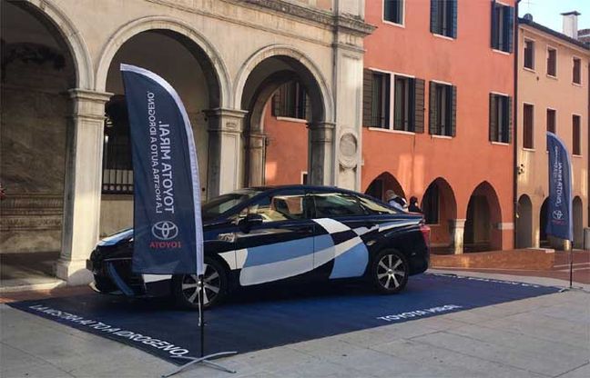 Toyota Mirai, la mobilità a idrogeno conquista Venezia