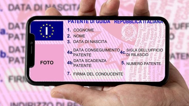 Arriva la patente digitale da caricare sullo smartphone, ma solo per pochi. Ecco perché