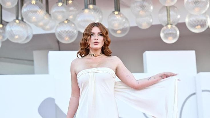 Bella Thorne: “Per una donna l’abuso sessuale è come la morte”