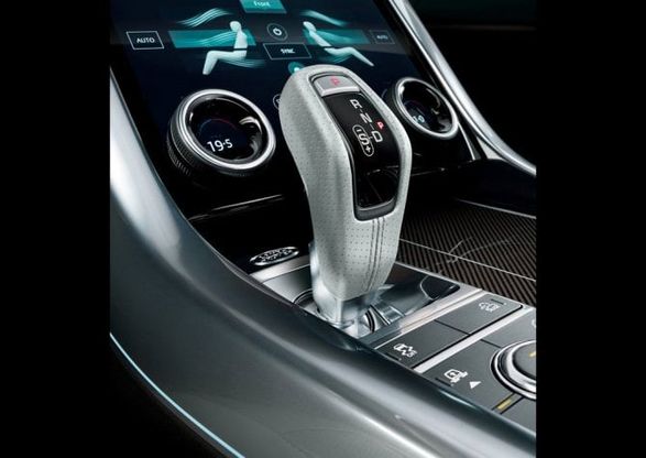 Land Rover Range Rover Sport SVR