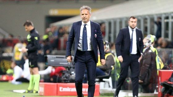 Bologna-Parma; Mihajlovic: "Prima la salvezza, poi il mio futuro". D'Aversa: "Vogliamo i tre punti"