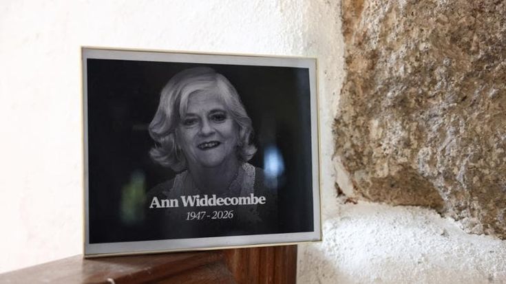 Svolta nell’omicidio Widdecombe: ora sulla morte di Lady Brexit indaga l’antiterrorismo