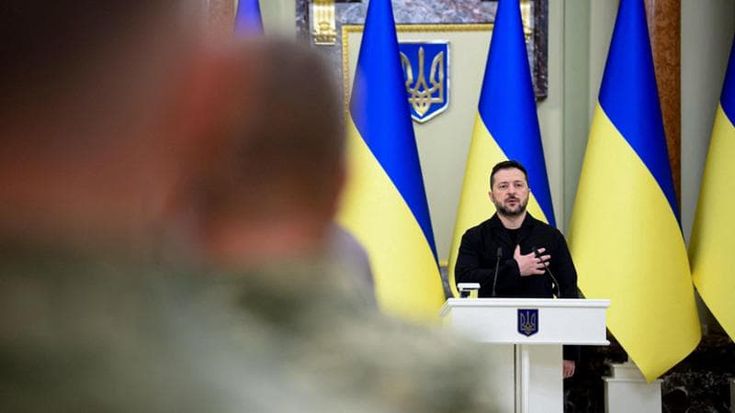 Le carte di Zelensky in attesa di midterm: profilo basso e caccia al sostegno degli alleati
