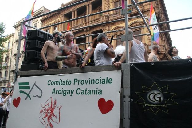 Catania, l'Onda Pride sfila in città