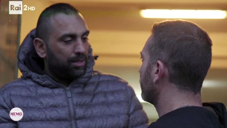 Ostia quartiere senza Stato, il pestaggio del giornalista può costare caro ai clan