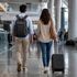 Aerei, corsa allo zaino perfetto: gli italiani si preparano alle regole Ue puntando sul sottovuoto