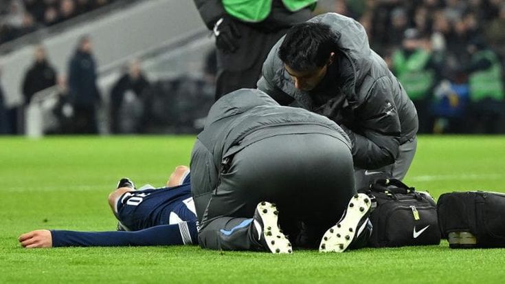 Bentancur sviene in campo durante Tottenham-Liverpool: “È cosciente”