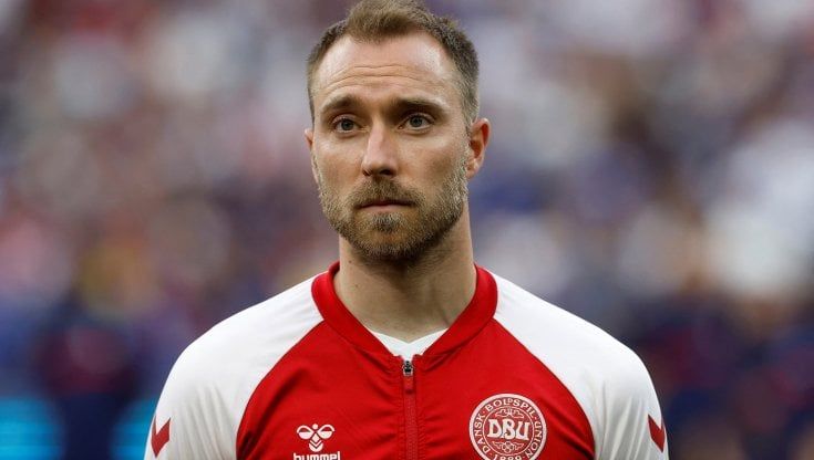 Eriksen al Manchester United, è ufficiale: "Club speciale, un sogno giocare a Old Trafford"