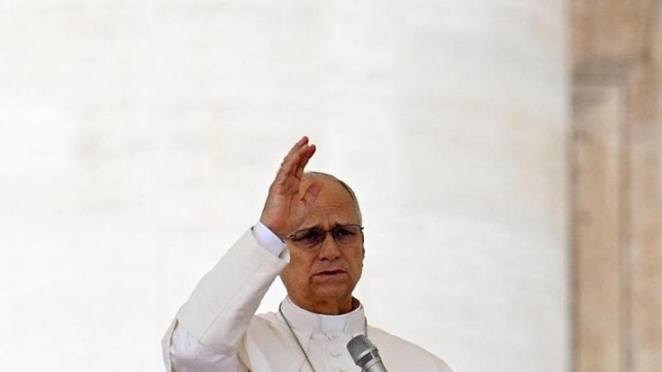 Il Papa apre il summit vaticano: “Non tutti seguono la Chiesa sul sesso, ascoltiamo le famiglie”