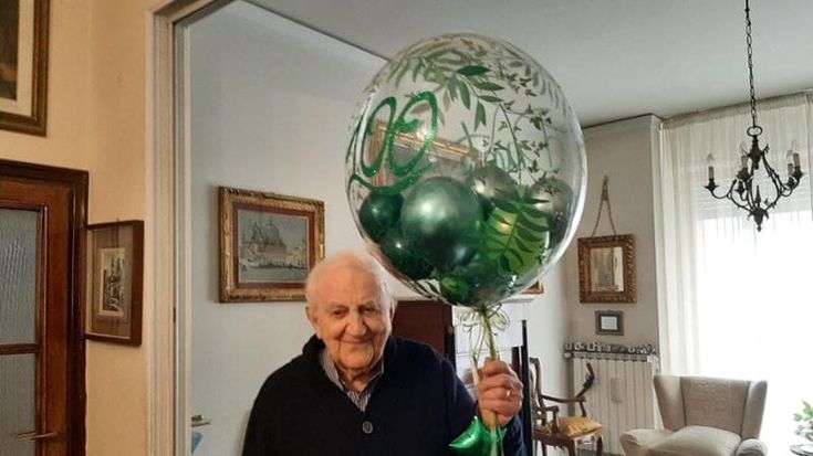 Dante Giachi: “Le mie giornate a 101 anni leggo, non cucino e sono pigro”