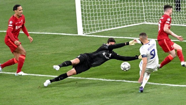 Liverpool-Real Madrid, perché è stato annullato il gol di Benzema nella finale di Champions League
