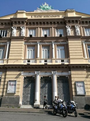 Inagibilità, chiuso il teatro Mercadante