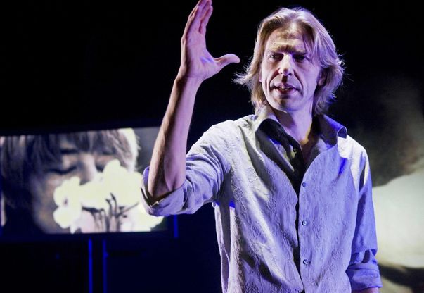 Giulio Casale e gli Estra, la storia continua