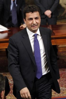 Reggi promosso al Demanio, rimosso dal ministero dell'Istruzione