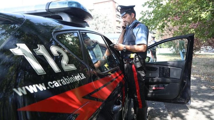 Cagliari, madre e figlio trovati senza vita in casa: “Lei morta di crepacuore”