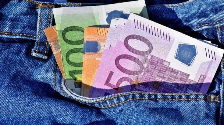 Come difendere i risparmi: lunedì in omaggio la guida di Repubblica