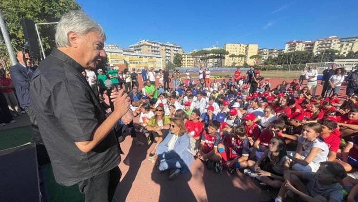 Don Battaglia incontra al Collana i ragazzi degli oratori: “Siete una risorsa”