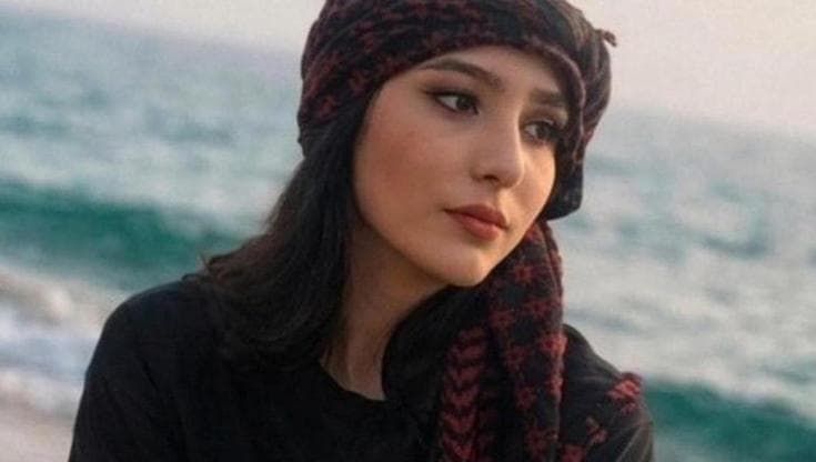 Iran, il messaggio di Najmeh Amini dopo la condanna a morte: "Non voglio fare l'eroina"