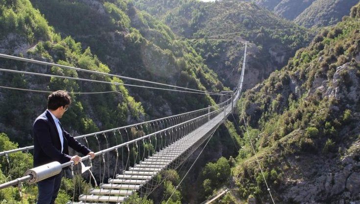 A Castelsaraceno il ponte tibetano più lungo al mondo