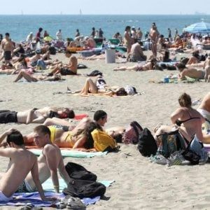 Ostia, presentato il nuovo piano di utilizzo degli arenili: 50% di spiagge libere e abbattimento del lungomuro