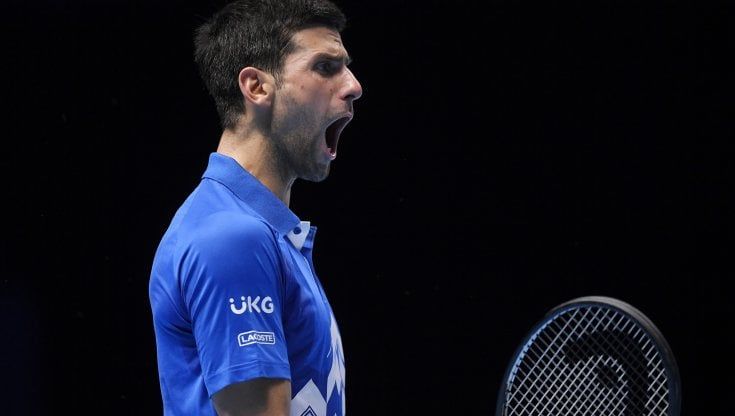 Tennis, Djokovic 2020 da numero 1. Ora vuole superare Federer