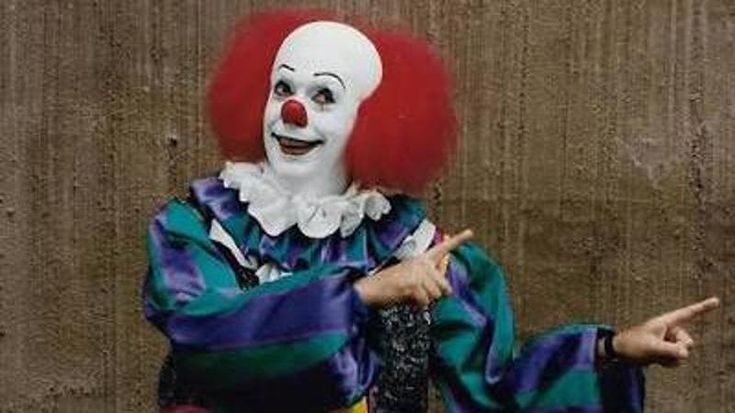 È morto Tim Curry, il terrificante pagliaccio di It. La fama grazie a Rocky Horror Picture Show