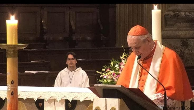 Zuppi, la veglia contro le guerre: “Chi decide se un uomo è solo un danno collaterale? Fermatevi”