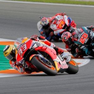 MotoGp, coronavirus: dalla Dorna un aiuto ai team indipendenti