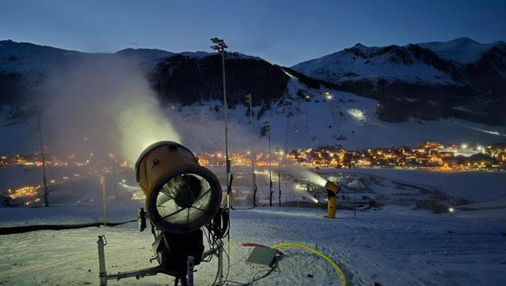 Milano-Cortina, è allarme neve artificiale. Il presidente Fis: “Ritardi inspiegabili a Livigno”