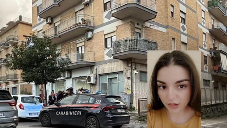 Venticinquenne uccide la sorella di 22 anni e videochiama la madre per mostrarle il corpo