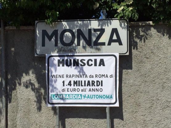 "Rapinati delle nostre tasse", in Brianza i conti li fanno sui cartelli delle città 
