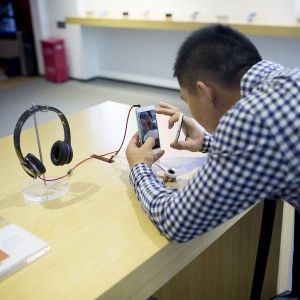 Smartphone cinesi a peso d'oro: Xiaomi valutata 45 miliardi di dollari