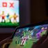Un finto “trucco” per Roblox installa uno spyware che accede a webcam e wallet