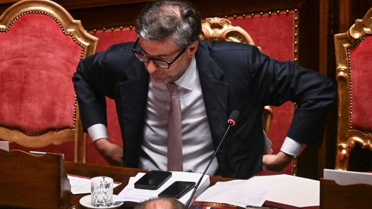 Dfp, Giorgetti non strappa con la Ue: “Ma il debito ci toglie libertà”