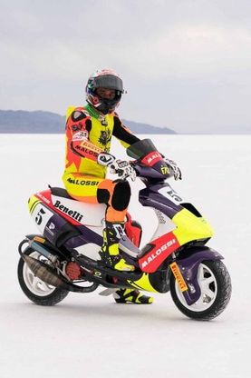Sei nuovi Record del Mondo di velocità su scooter