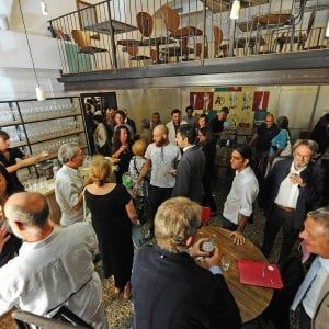 Bologna, ristoranti più cari del 6%