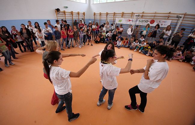 Zen, apre la palestra della scuola<br />"Speriamo che l'allarme ci protegga"